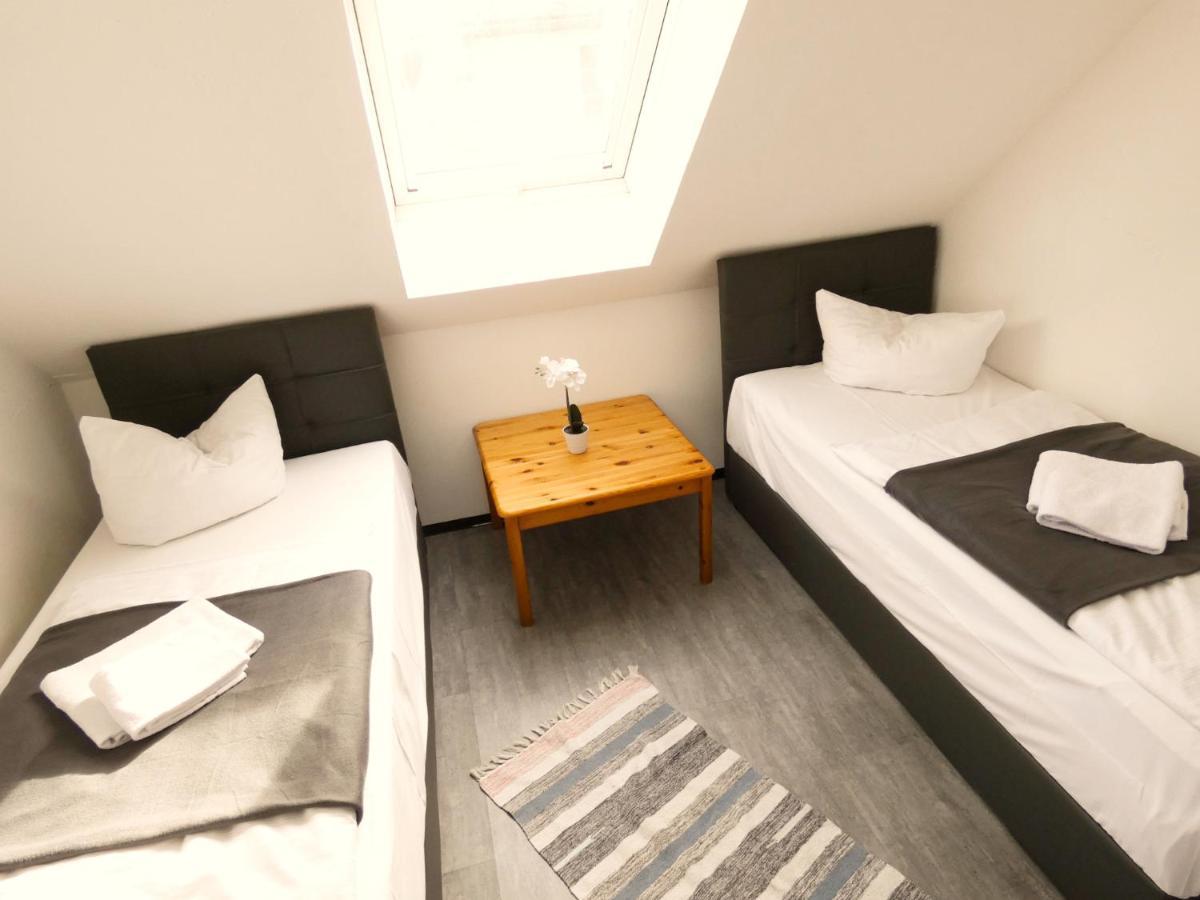 Sunnyhome Monteurwohnungen Und Apartments In Schwandorf Екстер'єр фото