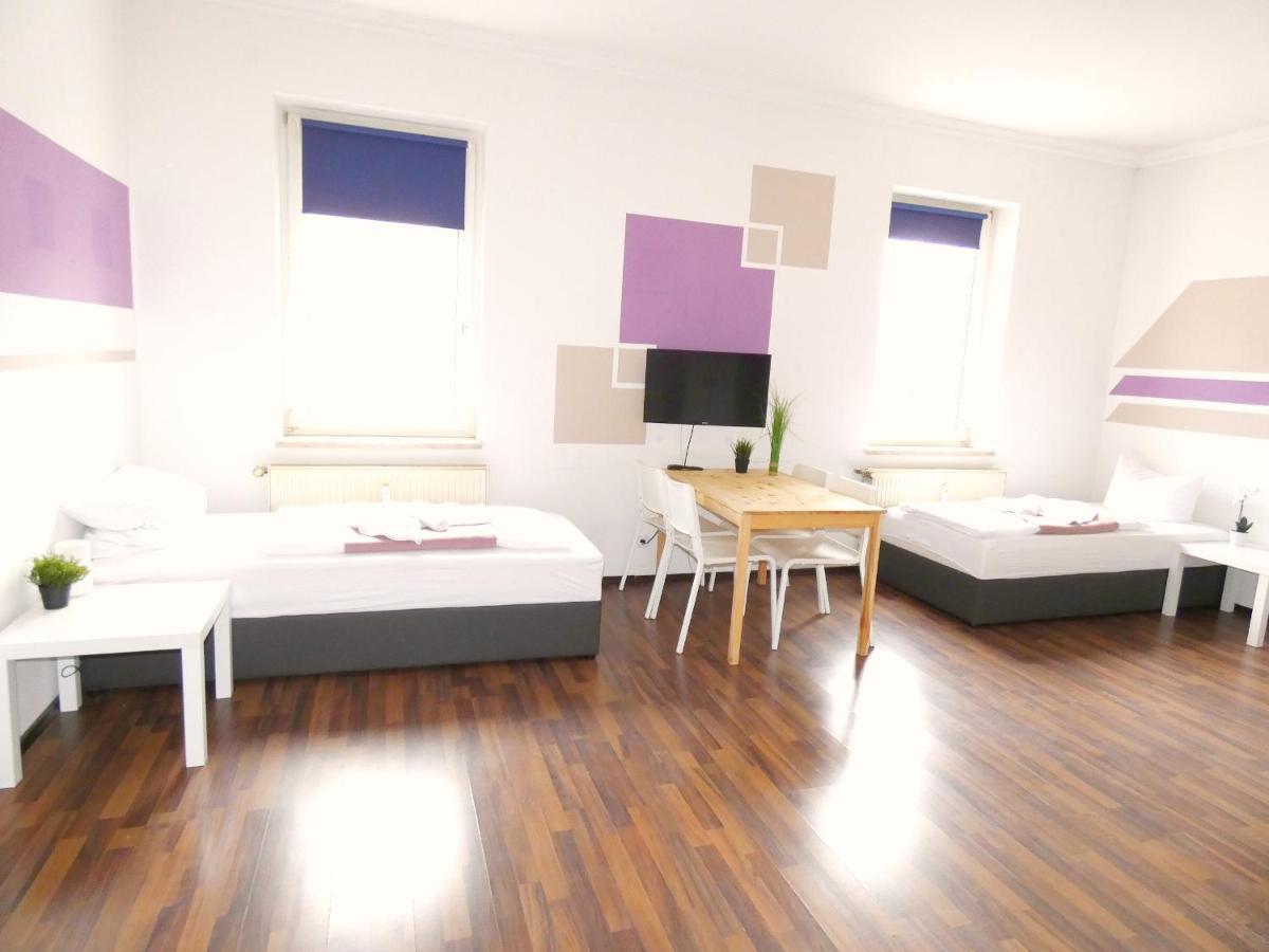 Sunnyhome Monteurwohnungen Und Apartments In Schwandorf Екстер'єр фото